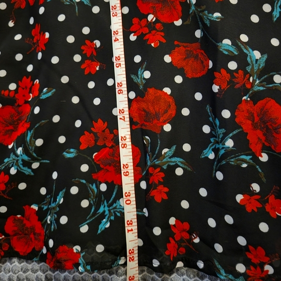 Forever 21 NWT Rose and Polka Dot Dress Size Medium - Picture 8 of 8